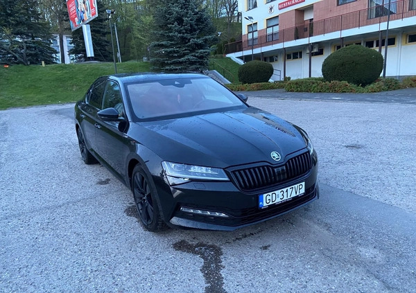 Skoda Superb cena 109900 przebieg: 141509, rok produkcji 2020 z Żukowo małe 301